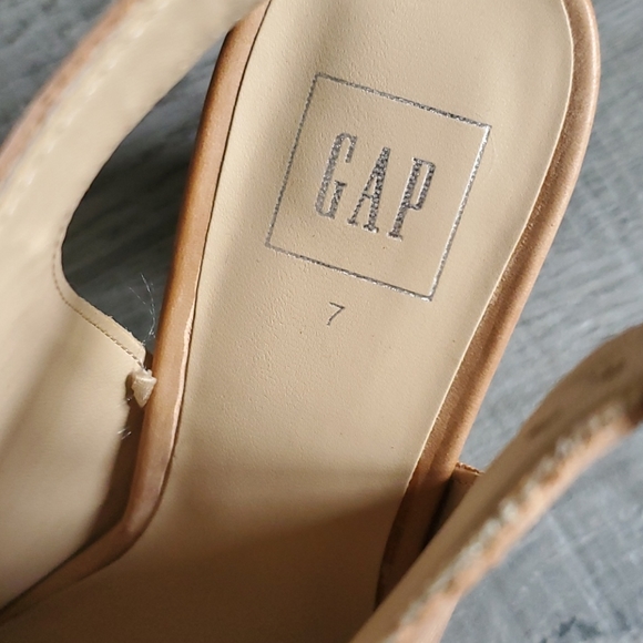 Gap leather open toe sandals - Picture 3 of 9